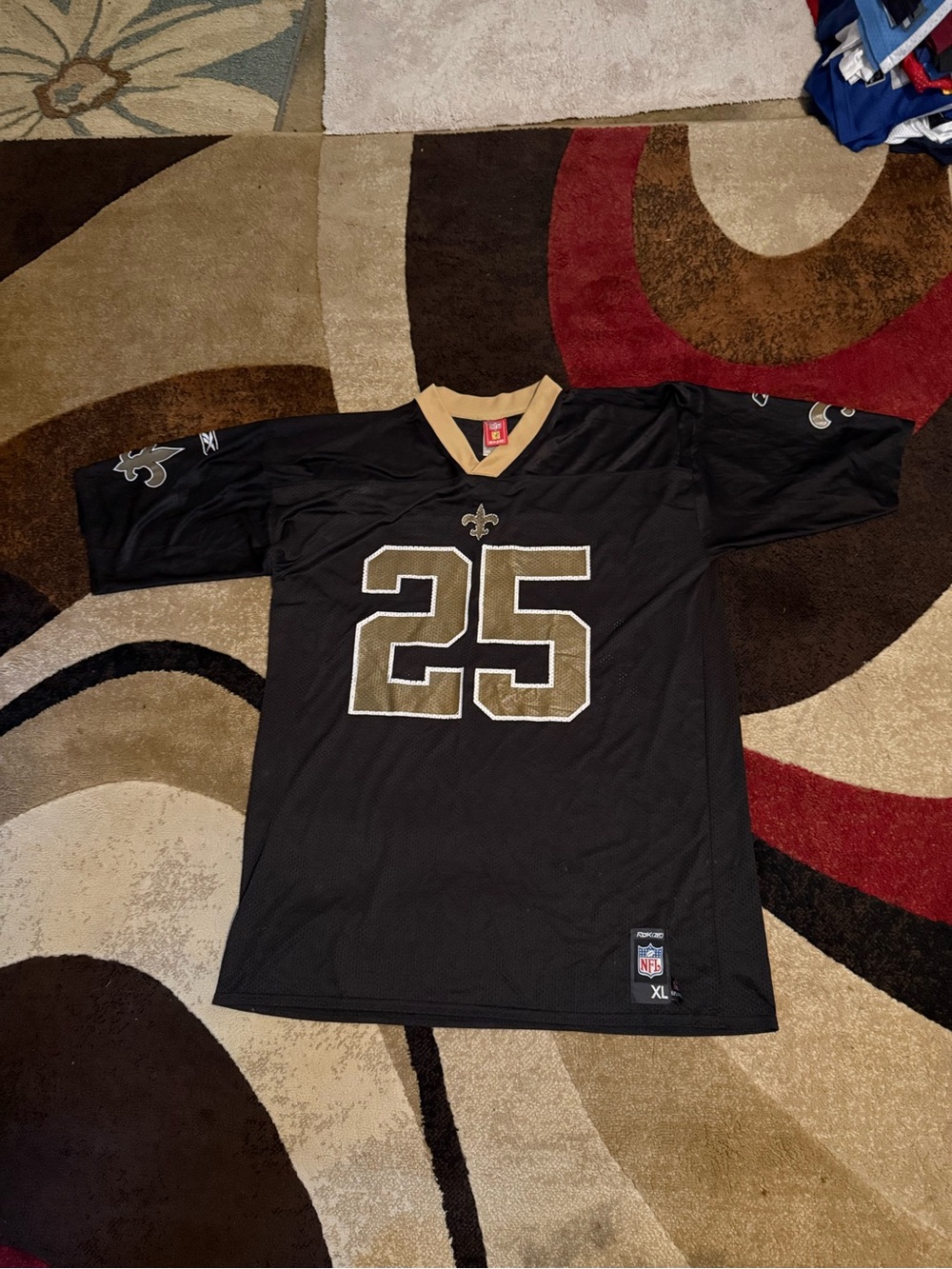 NFL New Orleans Saints Black & Gold Reggie Bush football jersey size XL